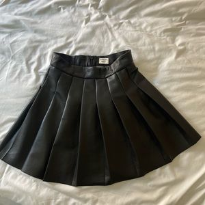 Sunday Best Aritzia Mini Pleated Black Faux Leather Skirt